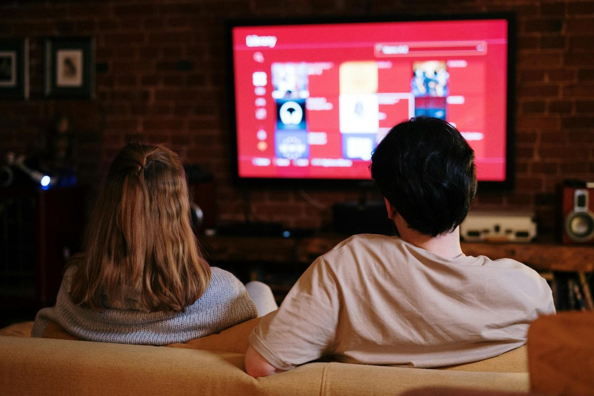 couple-love-sitting-evening